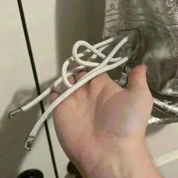 NWOT Metallic Silver Rare Poppy Vintage Y2K Coach Bag Great for Travel - Picture 6 of 14